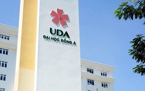 LÃNH ĐẠO ĐH ĐÔNG Á THĂM VÀ LÀM VIỆC VỚI TỔNG LÃNH SỰ CHDCND LÀO TẠI ĐÀ NẴNG