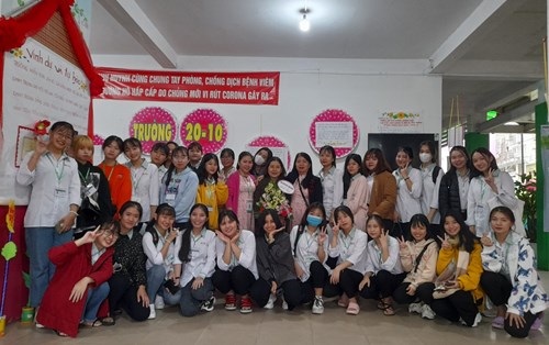 Sinh viên ngành Sư phạm Mầm non bắt đầu kỳ kiến tập đợt 1