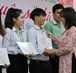 “Xuân sẻ chia” mang 238 vé xe Tết đến sinh viên khó khăn 16 tỉnh miền Trung