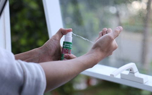Thầy cô Đại học Đông Á “gây thương nhớ” với hàng loạt hành động ý nghĩa giữa tâm điểm nCoV
