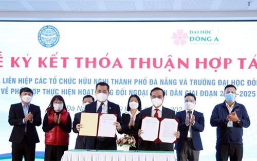 Đại học Đông Á ký hợp tác triển khai các hoạt động đối ngoại nhân dân giai đoạn 2022 – 2025