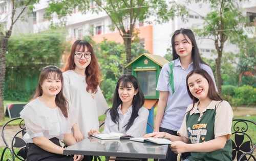 Sinh viên khoa Sư phạm Đại học Đông Á chắc suất việc làm ngay từ năm 2 