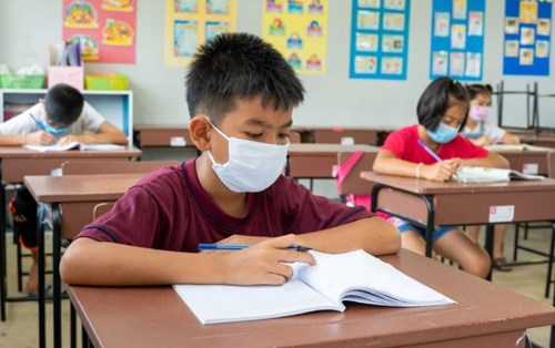 Những thách thức trường học thế giới phải đối mặt