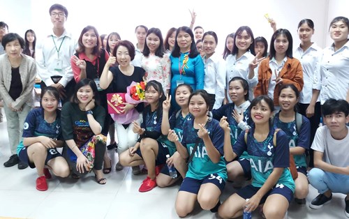 Nuôi dưỡng tình yêu thương (Spirit Of Love )