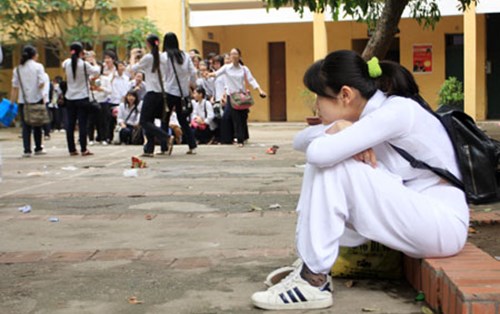 Vượt qua trầm cảm học đường: Để trẻ hiểu được người thân và xã hội quan tâm nhường nào