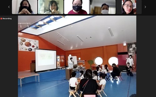  Khoa Sư phạm Đại học Đông Á tham gia buổi dạy mẫu của GS. Kawamura về ứng dụng STEAM trong GD Mầm Non